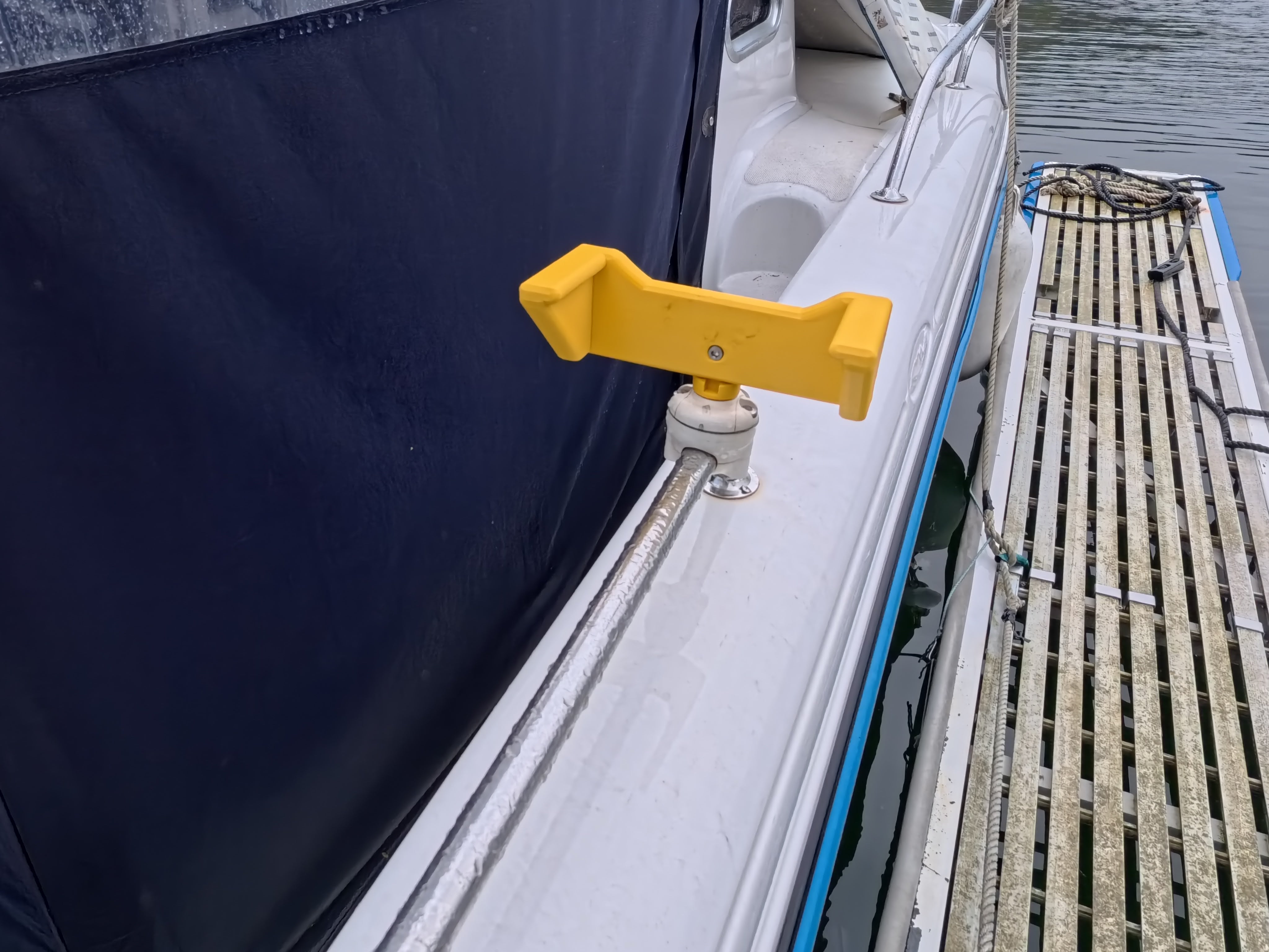 Snurresniken_rekkverksfeste_50mm